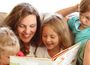 Mom-and-Kids-Reading